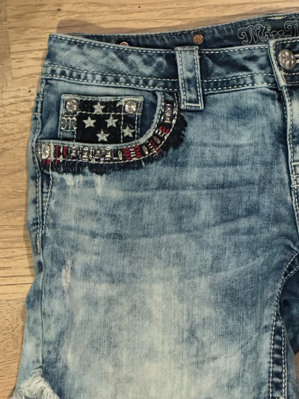 Miss Me Embellished American Flag Denim Shorts Y2K Size 28